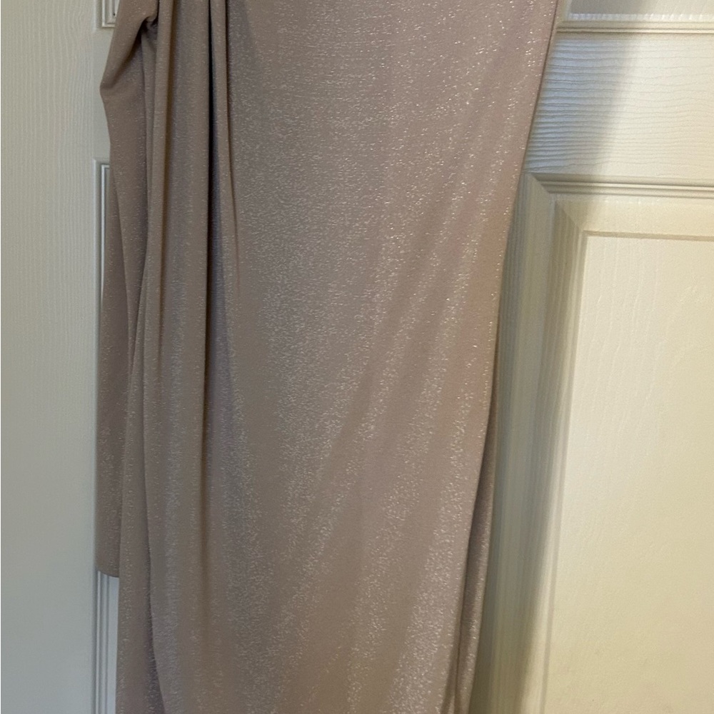 BCBGMAXAZRIA semi sparkly light pink semi formal dress. - Picture 4 of 4